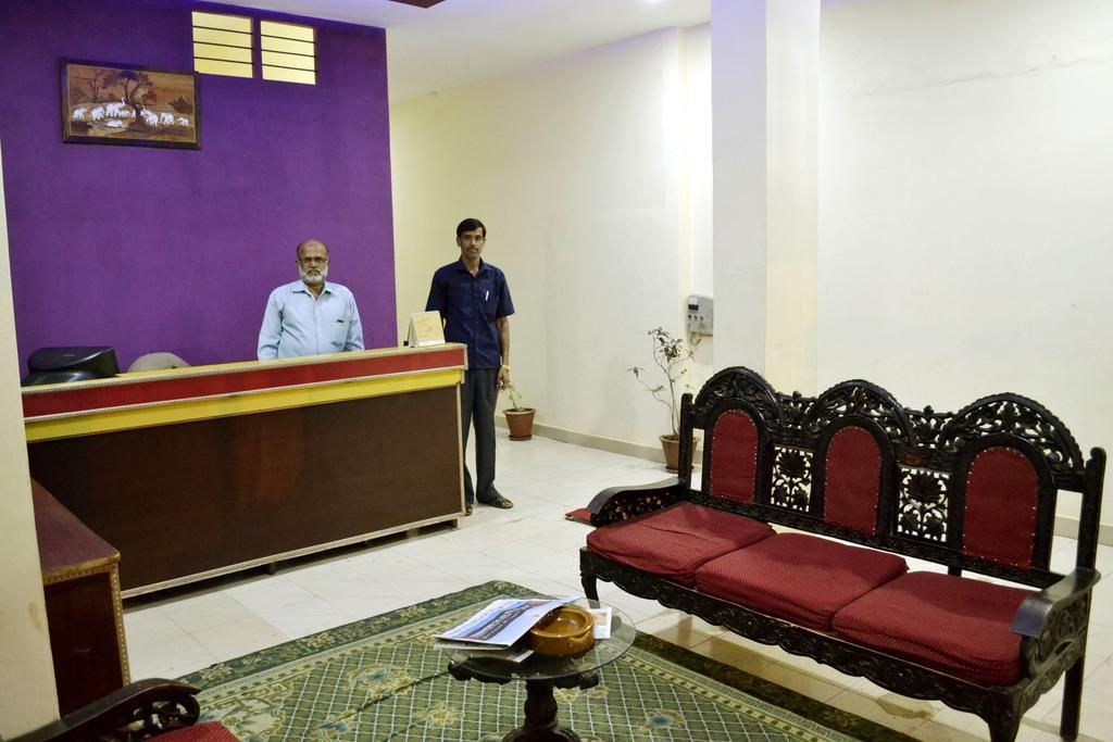 Galaxy Comforts Mysore Exterior foto